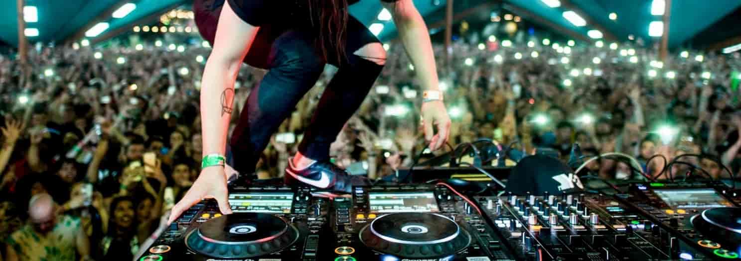 dj set v platylist